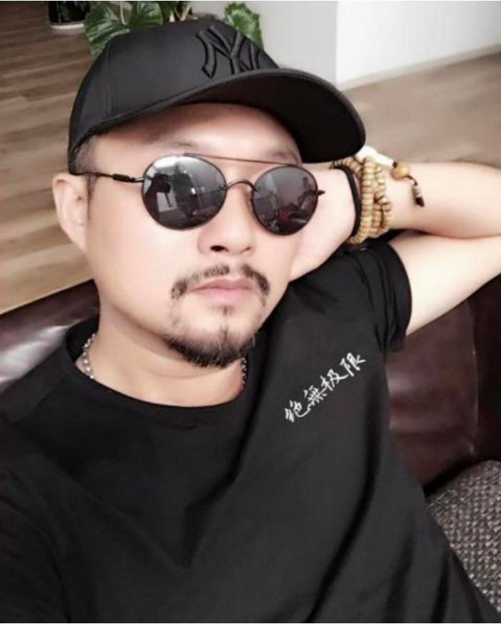 李懷照片